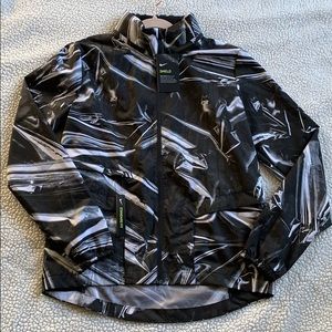 BNWT Nike Shield Jacket Wind Breaker SIZE SMALL